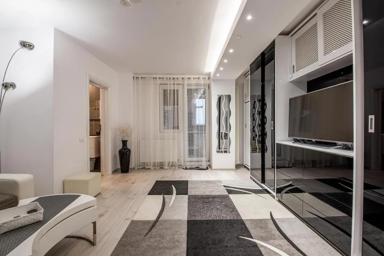 Studio Residence Militari M2 Bucharest 0*,